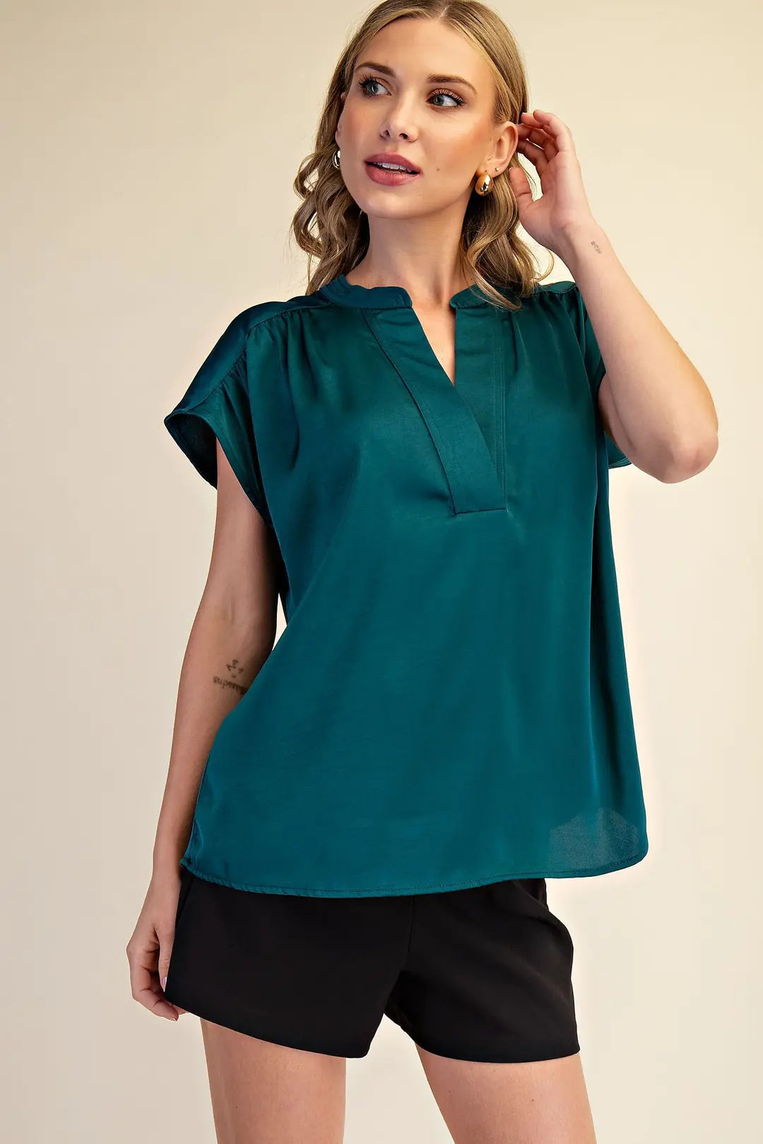 V-Neck Drop Shoulder Detail Top in Hunter Green