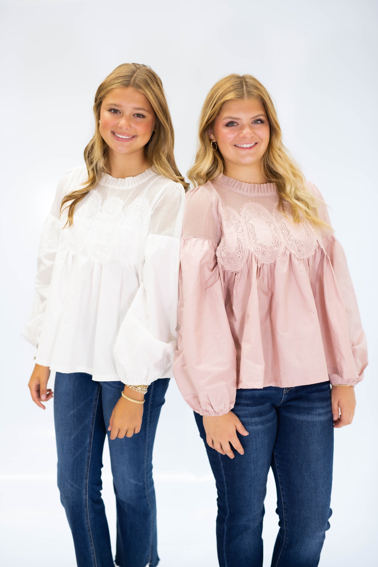 The Magnolia Lace Blouse in Mauve