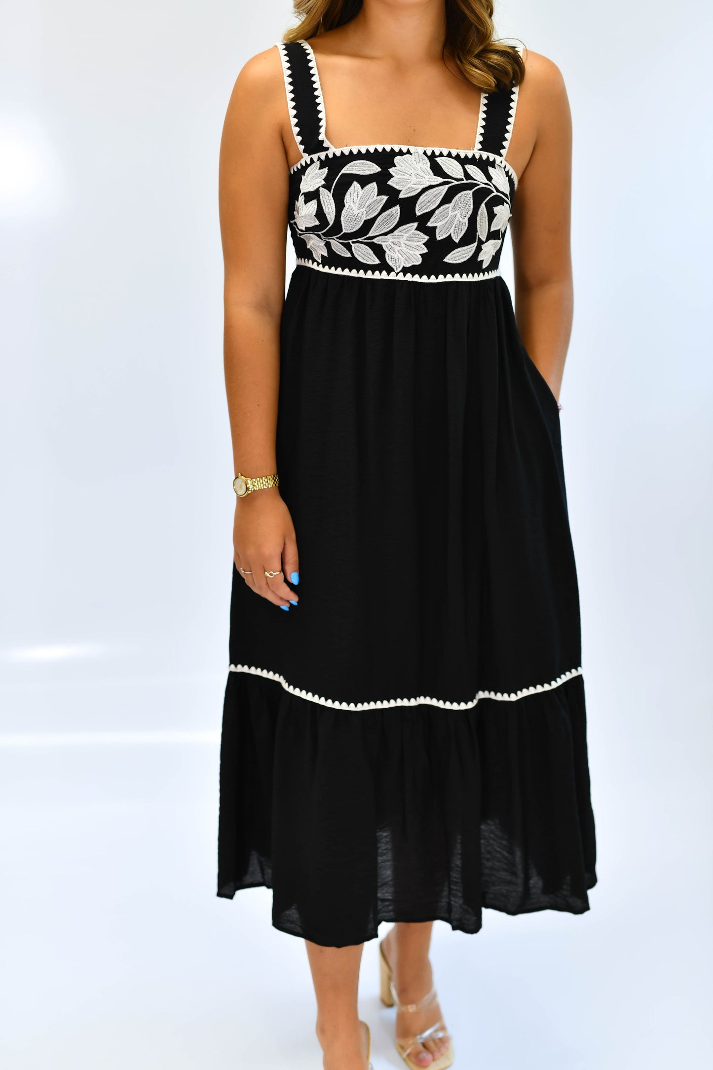 The Harbor Bloom Dress in Balck