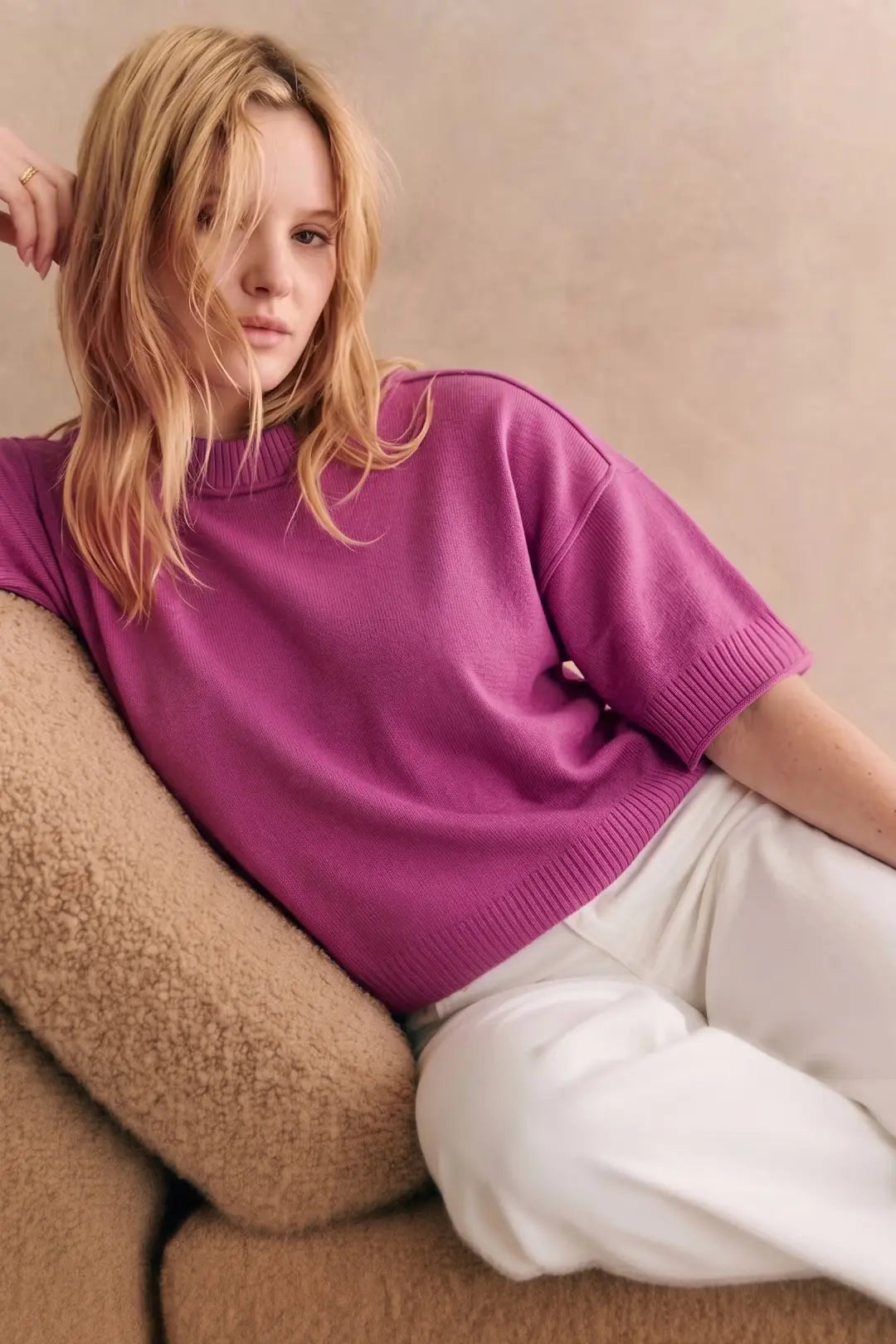 Crew Neck Sweater in Magenta
