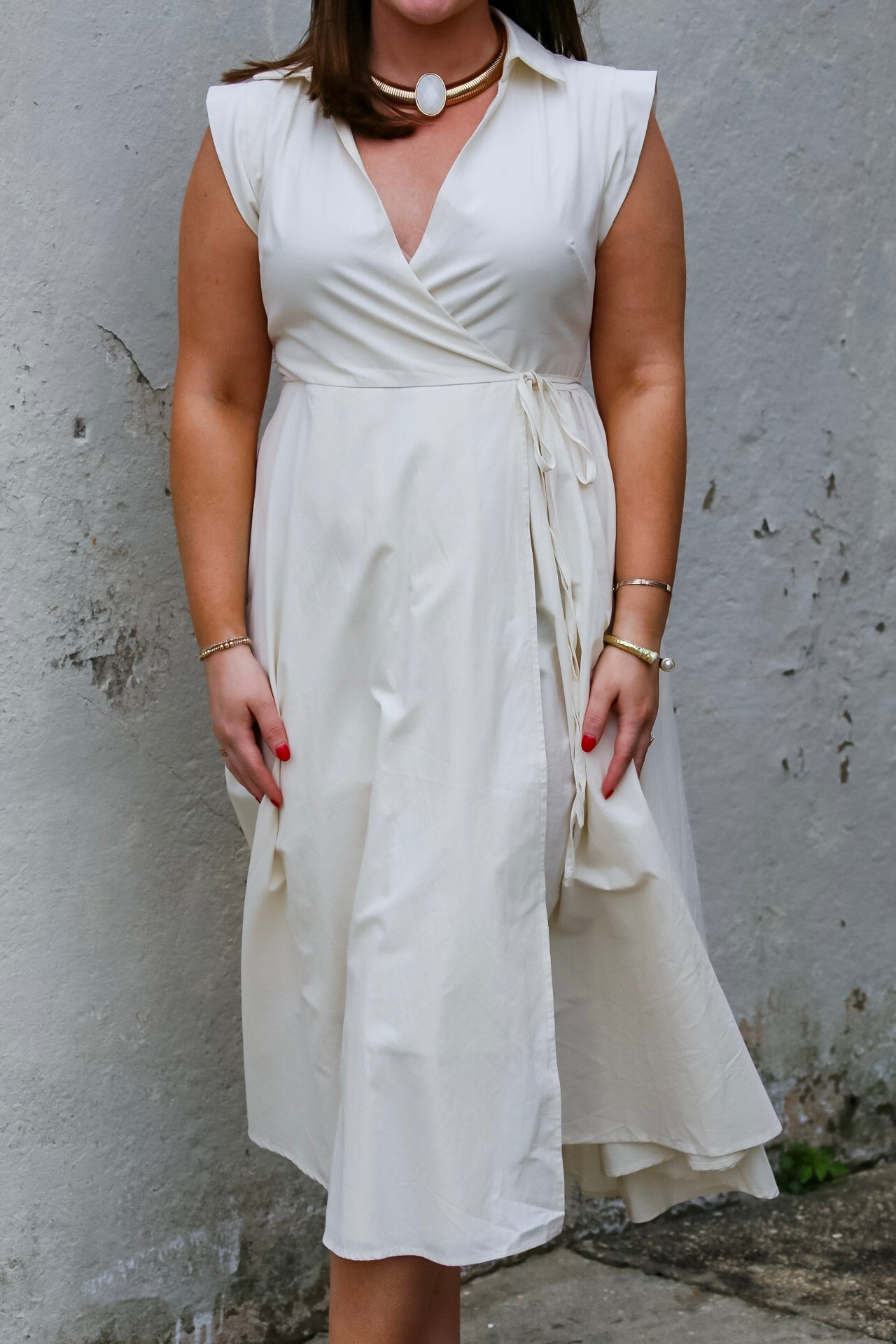 Collared Cap Sleeve Wrap Midi Dress in Ivory
