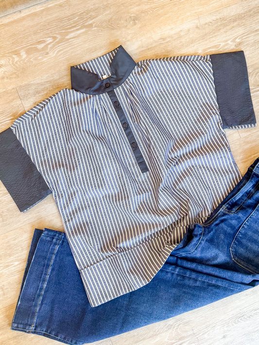 The Keeping It Classic Top in Navy
