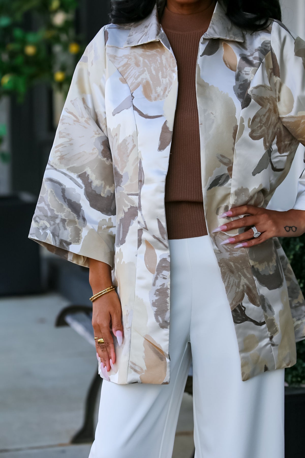 Floral Jacquard Print Kimono Jacket in Taupe Mix