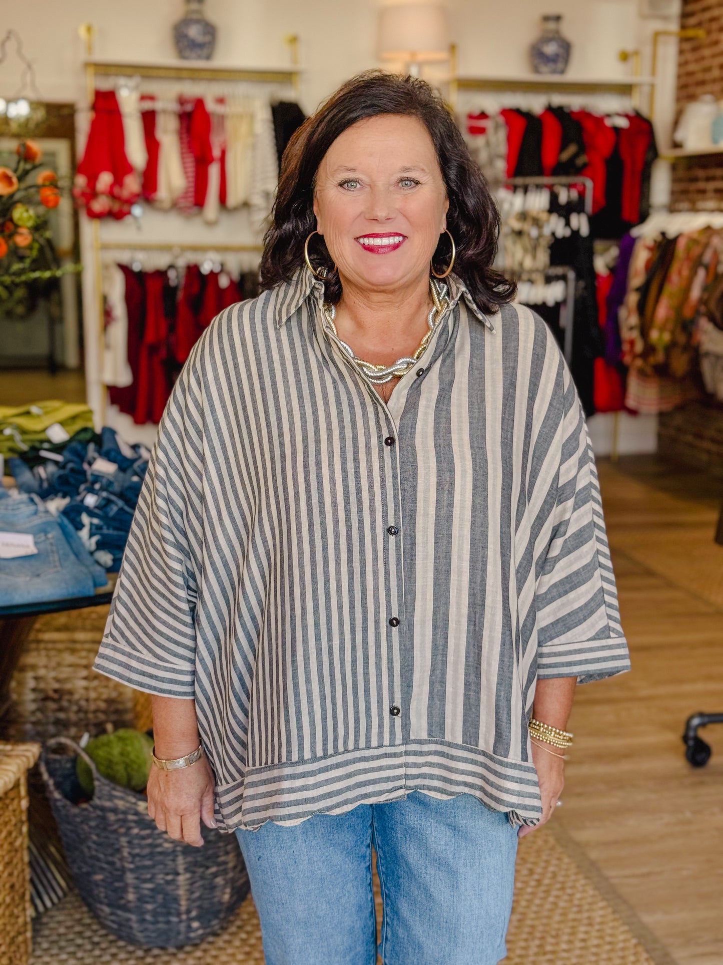 Black Striped Scallop Top-Curvy