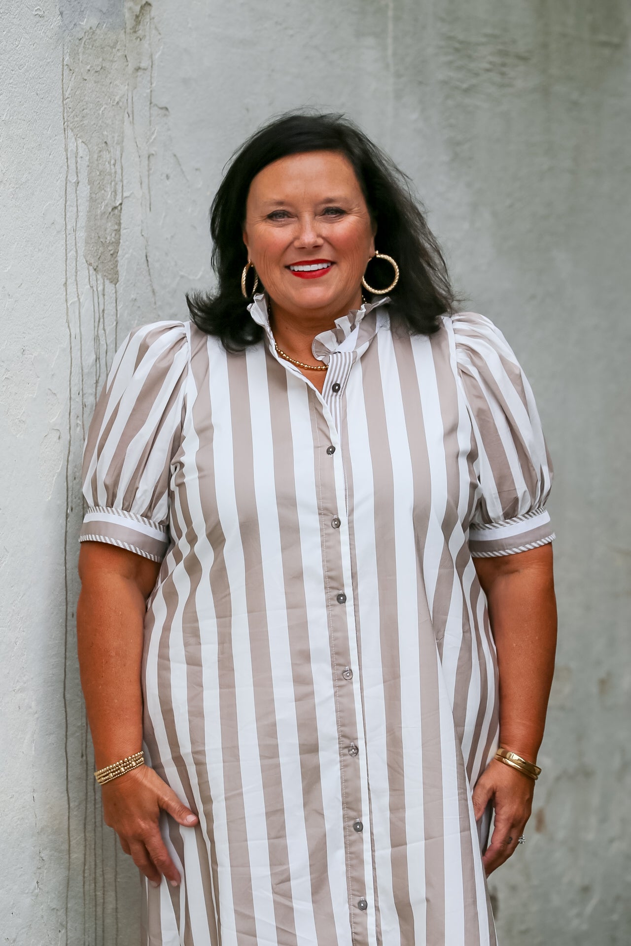 Sandstone Stripe Midi in Taupe-Curvy