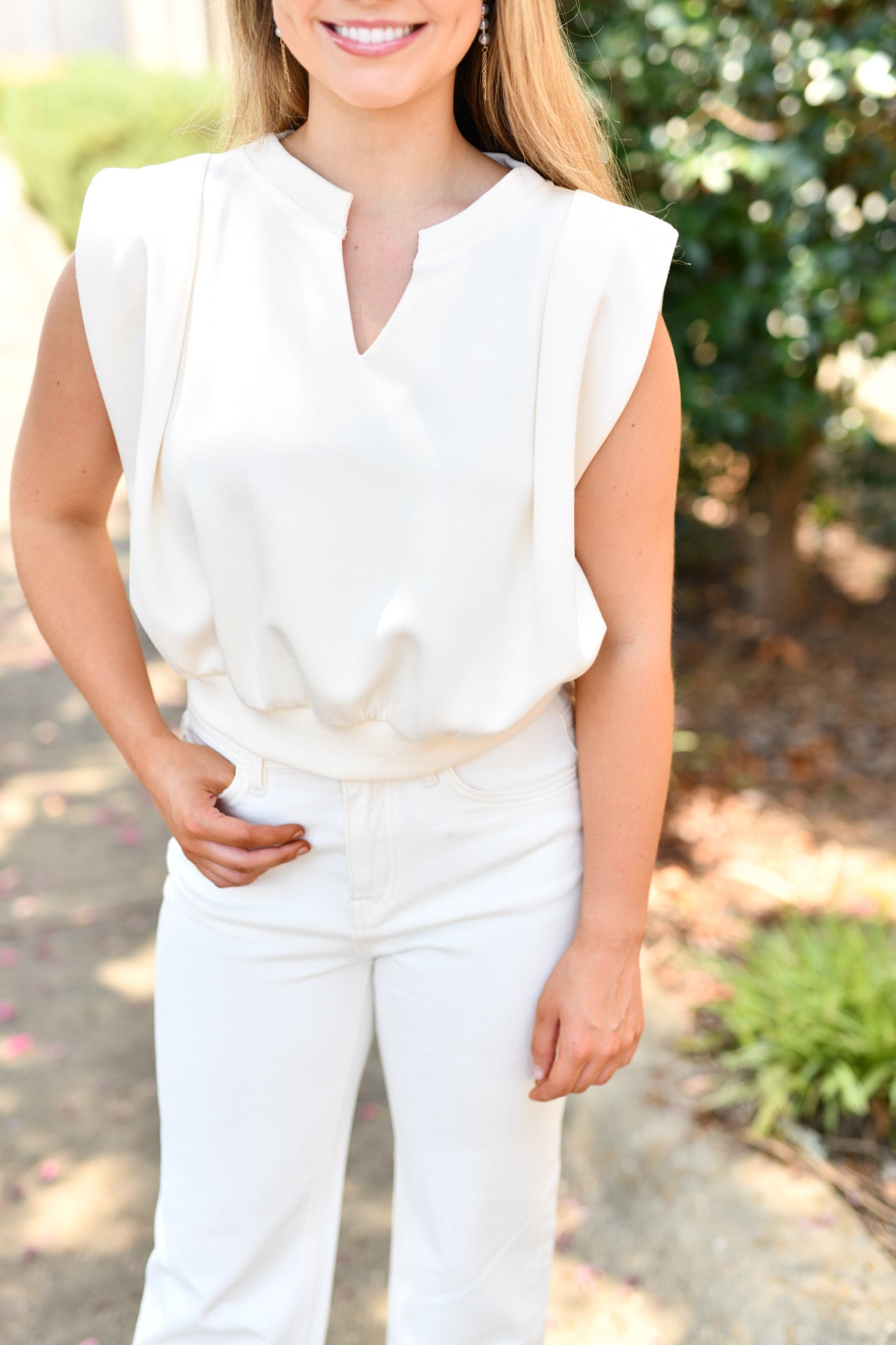 Knit Top With V-Neck in Ivory