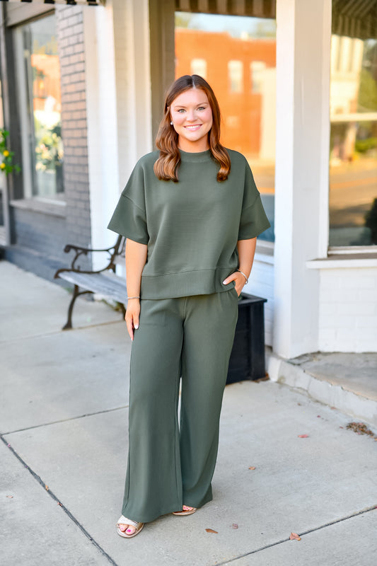 Ribbed Round Neck Tee & Pants Set in Dark Olive