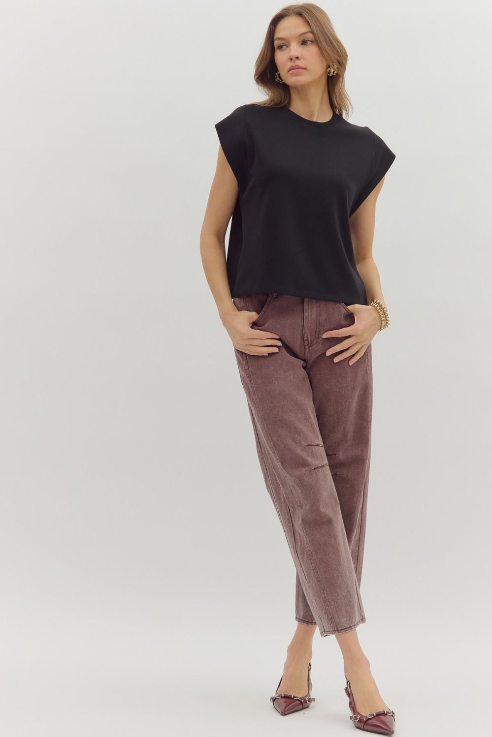 The Modern Basic Top in Black